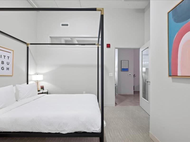 Cozysuites Roomy 1Br, Downtown Pittsburgh Bagian luar foto